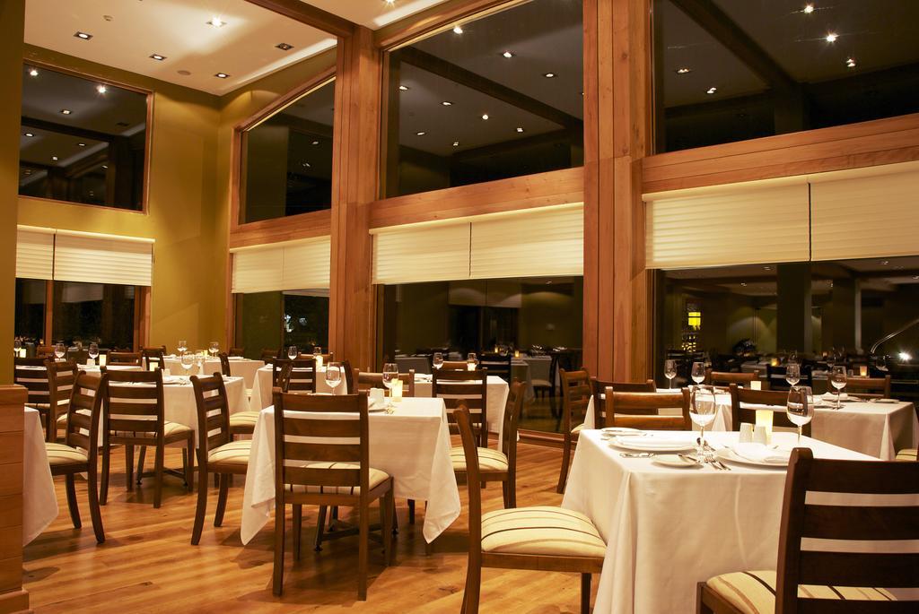 Hotel Cumbres Puerto Varas Restaurante foto